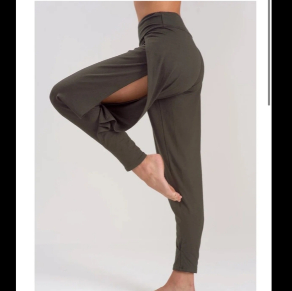 Jala Bhakti Jogger Pant